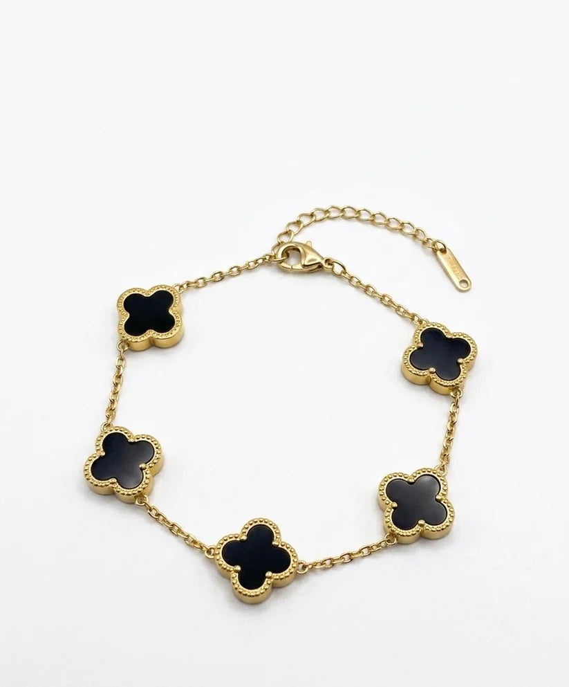 Black clover Bracelet