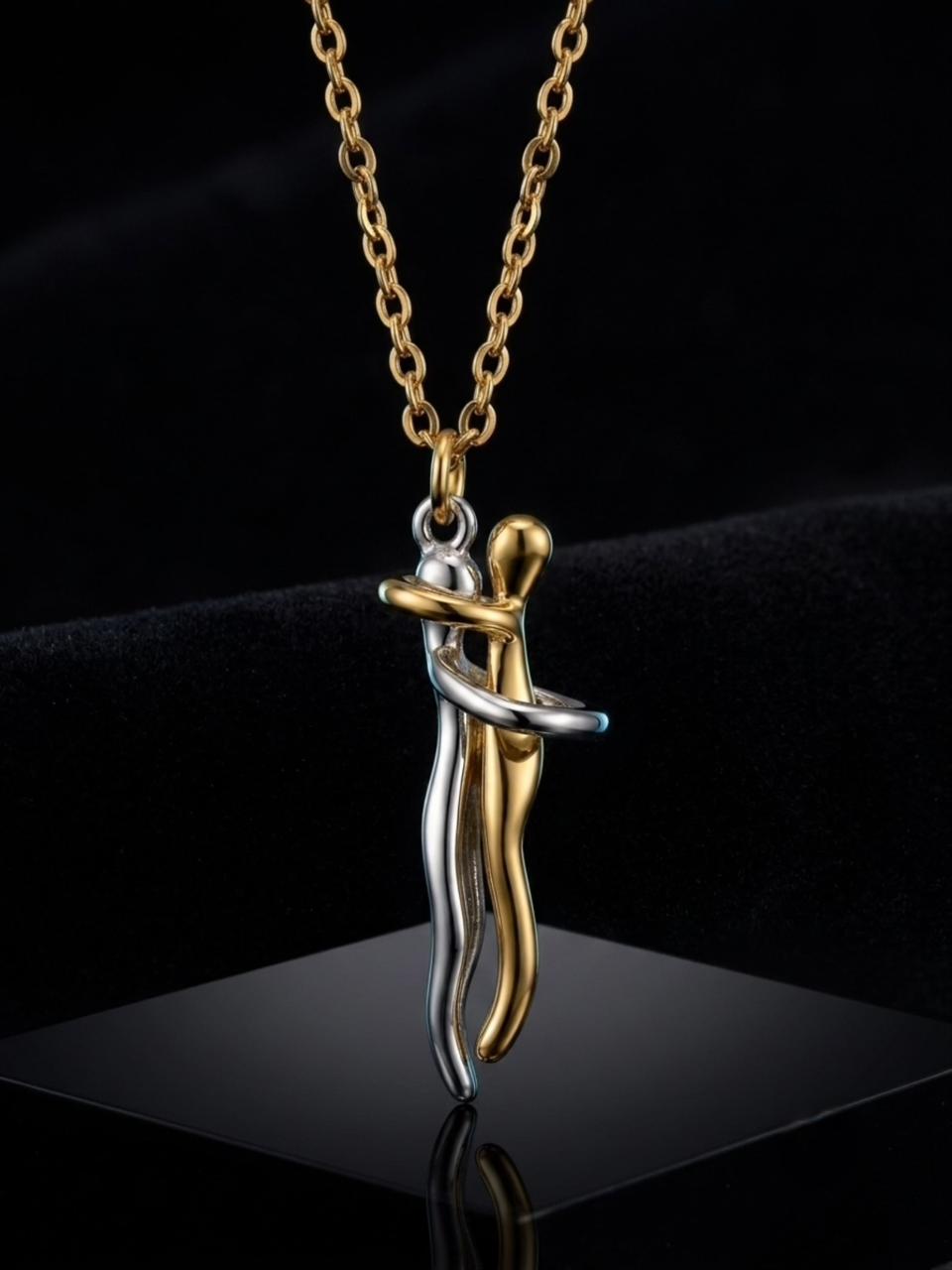 couple hug pendant.