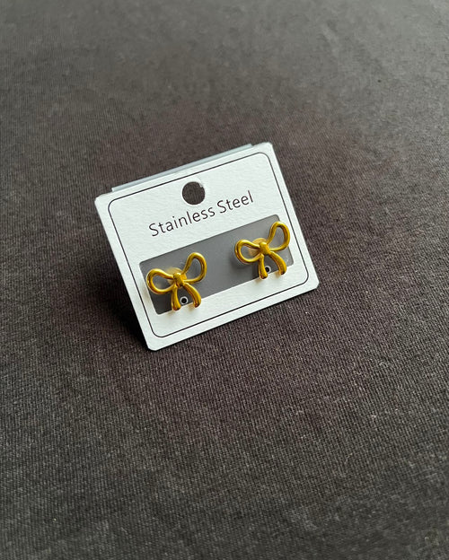BOW STUDS